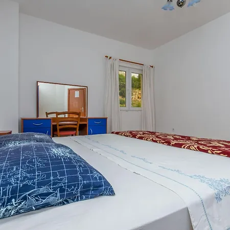Apartments Kristina Omiš Extérieur photo