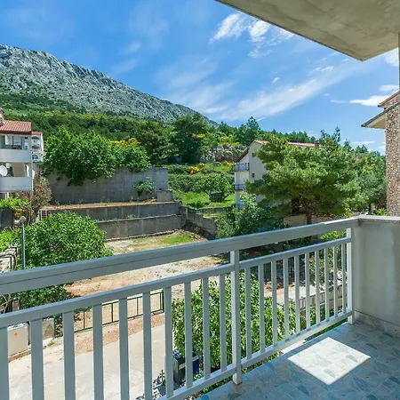 Apartments Kristina Omiš Extérieur photo